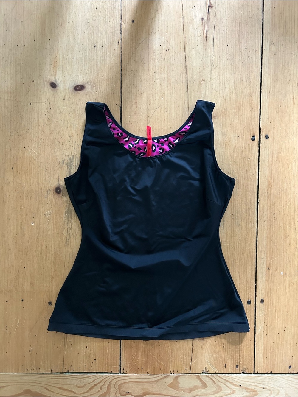 SPANX Simplicity Scoop Neck Camisole Black Tank with Pink Leopard Accent